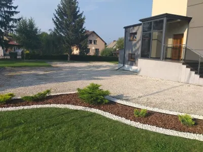 lek. Łukasz Szmuksta, Okulista